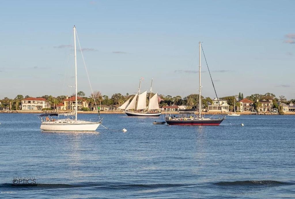 Modern, Upscale, And New Blue Bungalow In The Heart Of Downtown St Augustine Сент-Огастин Экстерьер фото