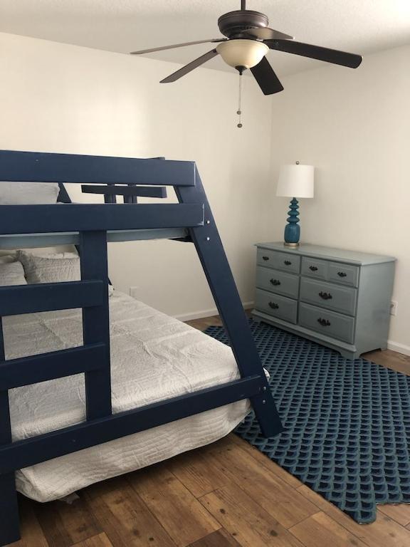Modern, Upscale, And New Blue Bungalow In The Heart Of Downtown St Augustine Сент-Огастин Экстерьер фото